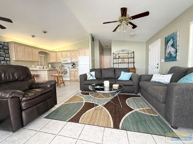 680 E Clam Circle, Port Isabel, TX 78578