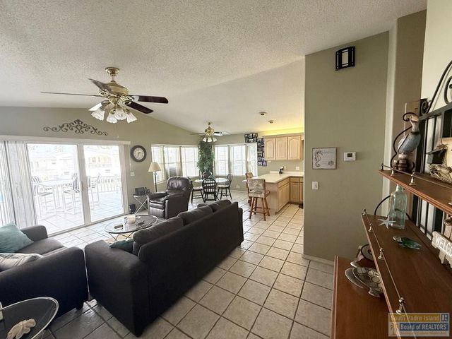 680 E Clam Circle, Port Isabel, TX 78578