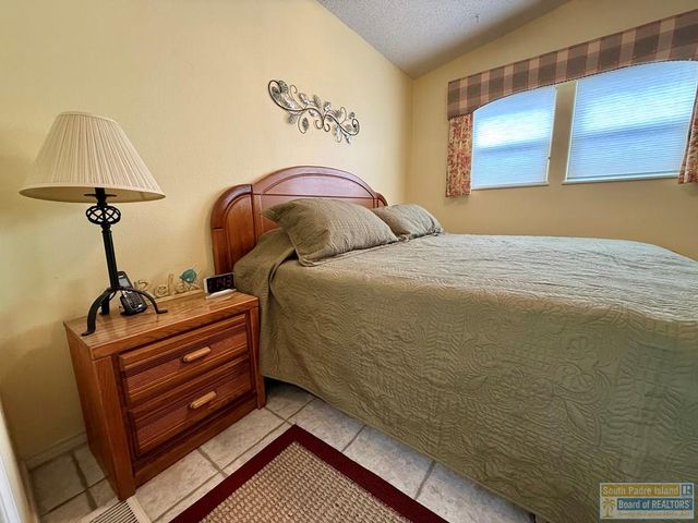 680 E Clam Circle, Port Isabel, TX 78578