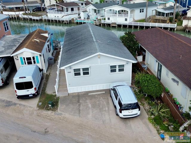 680 E Clam Circle, Port Isabel, TX 78578