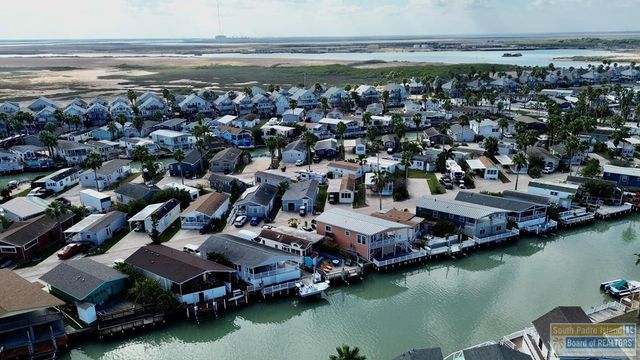 680 E Clam Circle, Port Isabel, TX 78578
