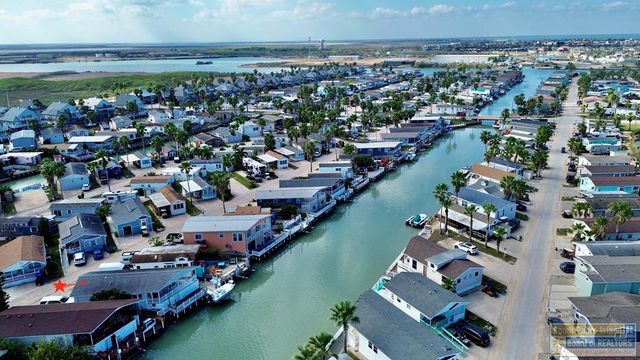 680 E Clam Circle, Port Isabel, TX 78578