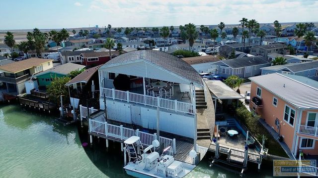 680 E Clam Circle, Port Isabel, TX 78578