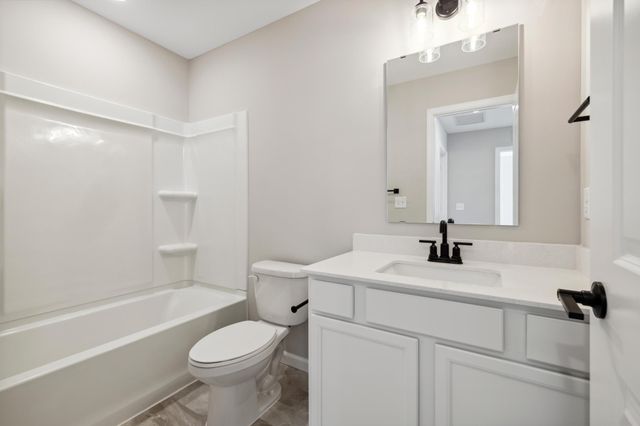 10374 Hadley Avenue S, Cottage Grove, MN 55016