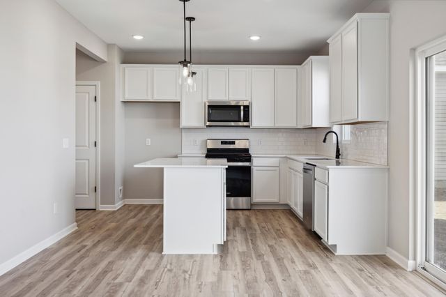 10374 Hadley Avenue S, Cottage Grove, MN 55016
