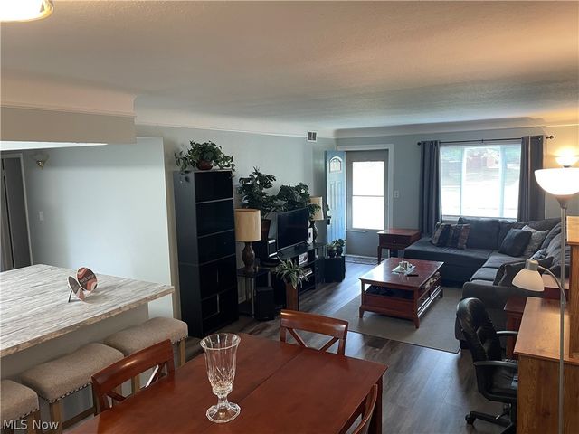 696 Walnut Drive, Euclid, OH 44132
