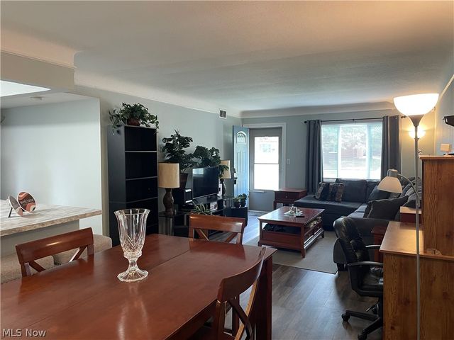 696 Walnut Drive, Euclid, OH 44132