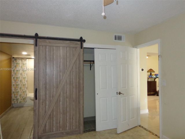 4172 Inverrary Dr 110, Lauderhill, FL 33319