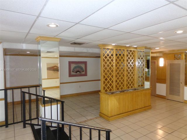 4172 Inverrary Dr 110, Lauderhill, FL 33319