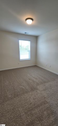 5035 Sunnycreek Drive, Boiling Springs, SC 29316