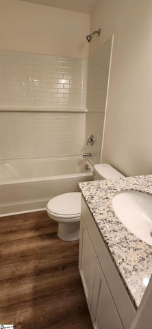 5035 Sunnycreek Drive, Boiling Springs, SC 29316