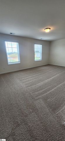 5035 Sunnycreek Drive, Boiling Springs, SC 29316