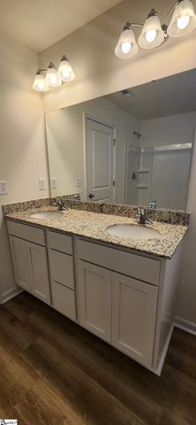 5035 Sunnycreek Drive, Boiling Springs, SC 29316