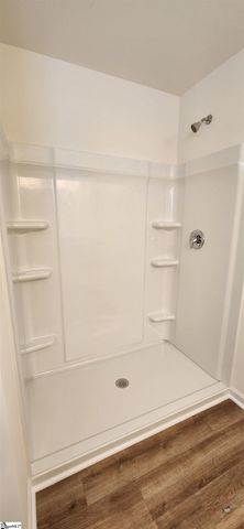 5035 Sunnycreek Drive, Boiling Springs, SC 29316