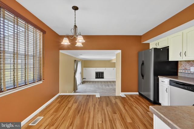 1212 WEDGEWOOD DR, Warminster, PA 18974