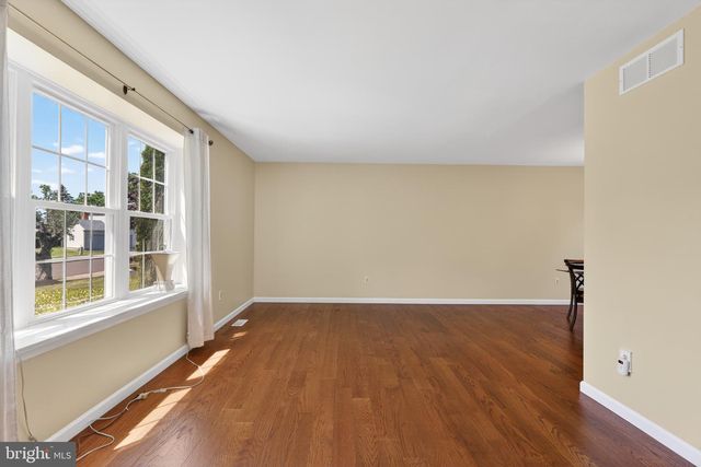 1212 WEDGEWOOD DR, Warminster, PA 18974
