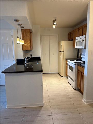 5601 ROSEBRIAR WAY S106, Orlando, FL 32822