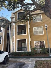 5601 ROSEBRIAR WAY S106, Orlando, FL 32822