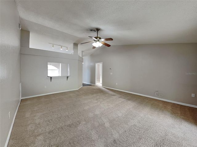 165 KINGS POND AVENUE, Winter Haven, FL 33880