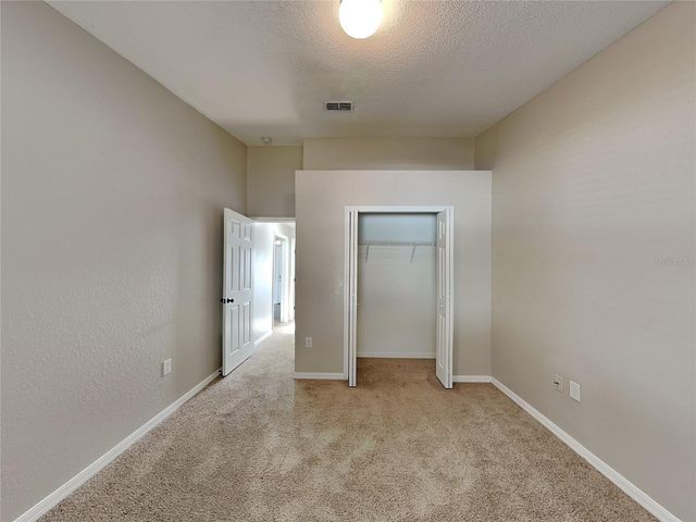 165 KINGS POND AVENUE, Winter Haven, FL 33880