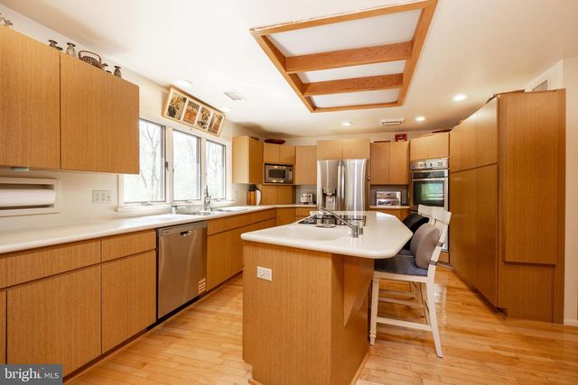 14 BUTTONWOOD DR, Chadds Ford, PA 19317