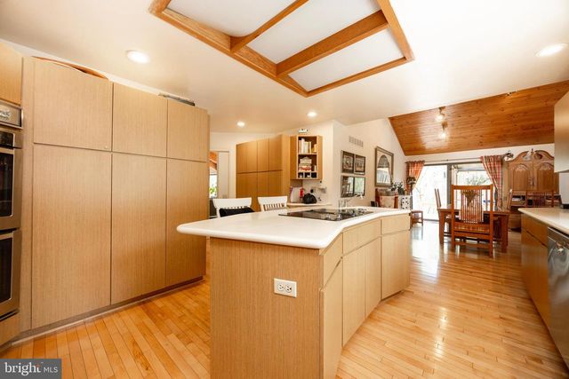 14 BUTTONWOOD DR, Chadds Ford, PA 19317