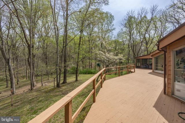 14 BUTTONWOOD DR, Chadds Ford, PA 19317