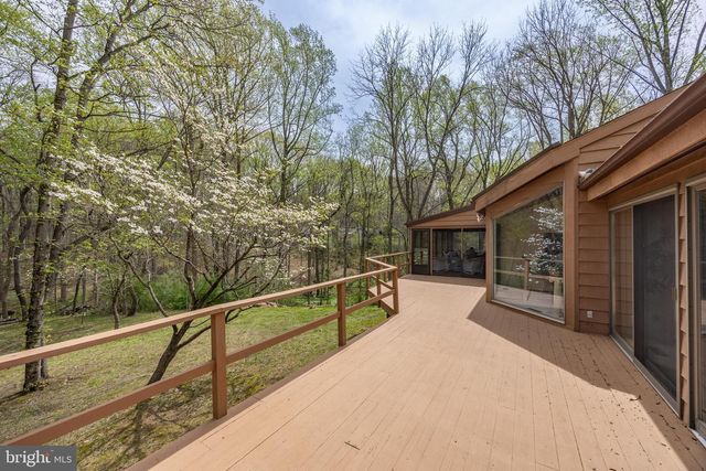 14 BUTTONWOOD DR, Chadds Ford, PA 19317