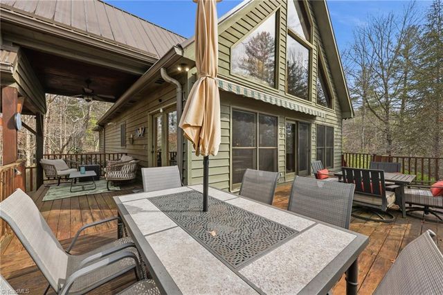 1721 Meadow Road, Ferguson, NC 28624