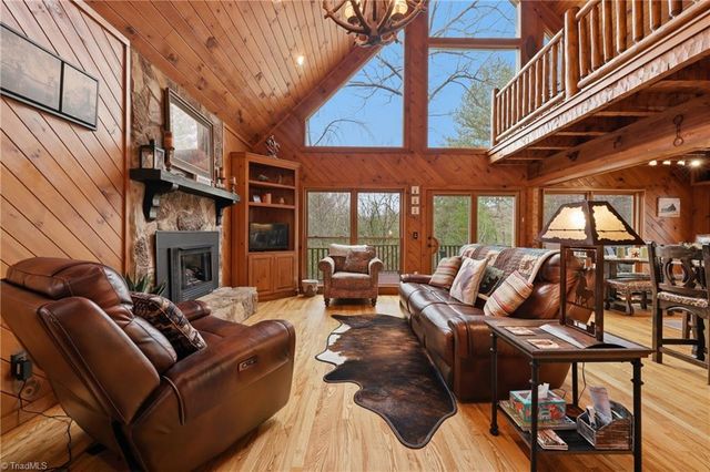 1721 Meadow Road, Ferguson, NC 28624