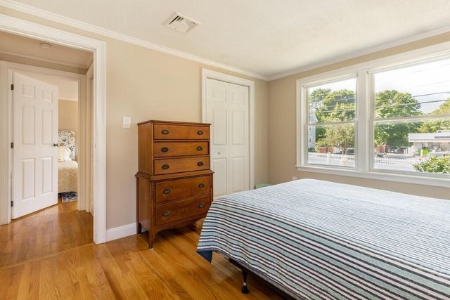 10 Railroad Ave 1, Rockport, MA 01966