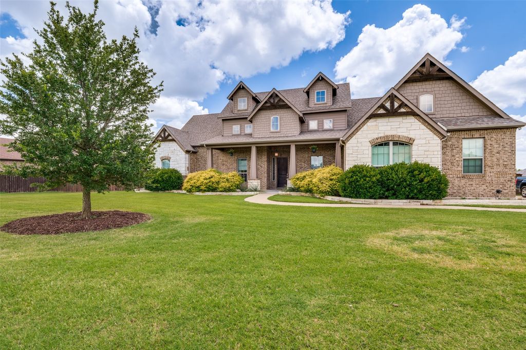 209 Ranier Street, Waxahachie, TX 75167