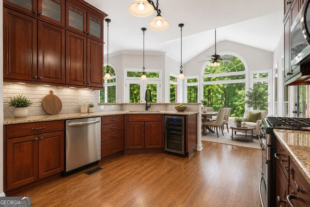 3233 Eagle Watch Drive, Woodstock, GA 30189