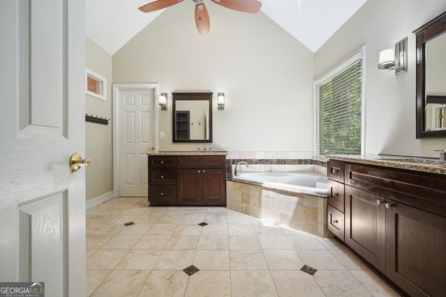 3233 Eagle Watch Drive, Woodstock, GA 30189