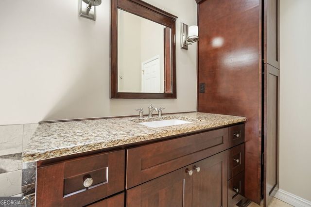 3233 Eagle Watch Drive, Woodstock, GA 30189