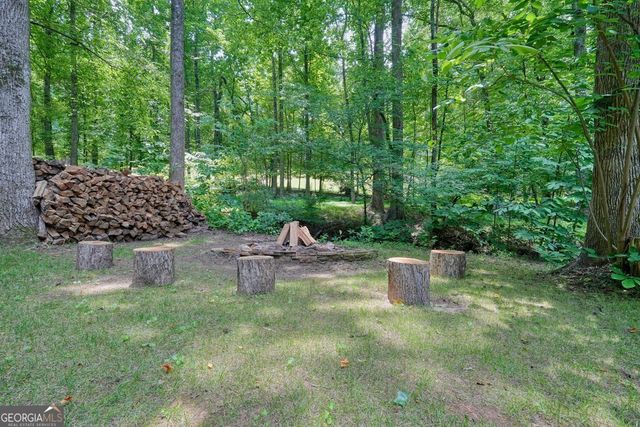 3233 Eagle Watch Drive, Woodstock, GA 30189