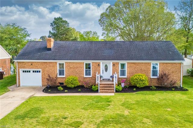 825 Loblolly CT, Chesapeake, VA 23322