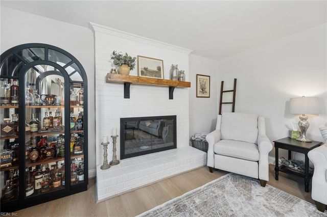 825 Loblolly CT, Chesapeake, VA 23322