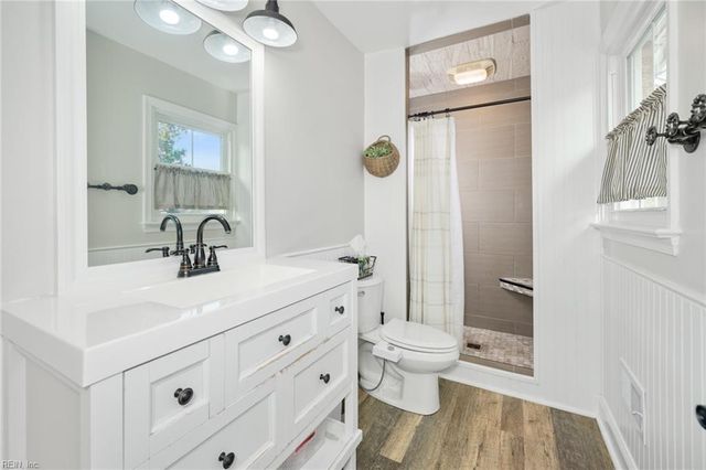 825 Loblolly CT, Chesapeake, VA 23322