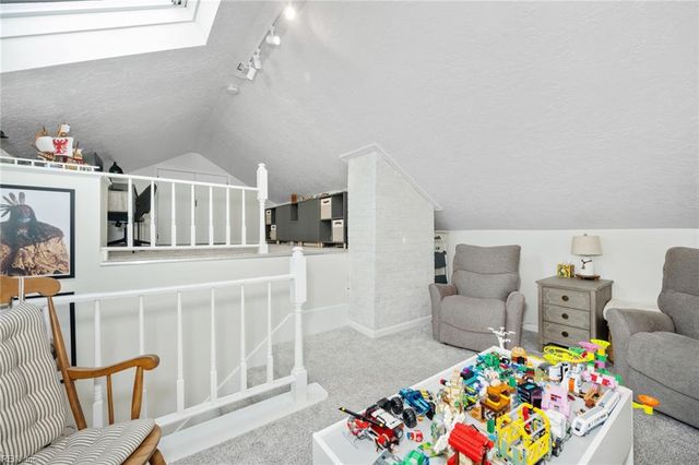 825 Loblolly CT, Chesapeake, VA 23322