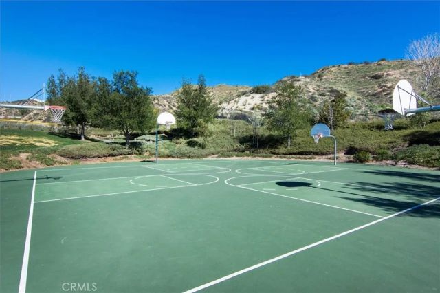 29226 Las Palmas Court, Valencia, CA 91354