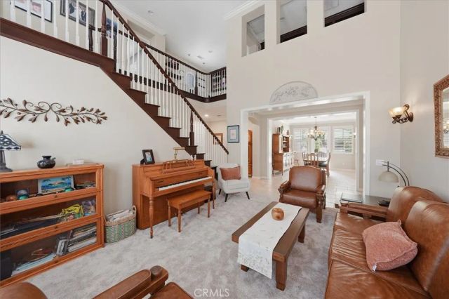 29226 Las Palmas Court, Valencia, CA 91354