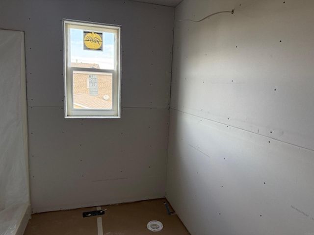 3325 Lincolnshire Road, Waterloo, IA 50701