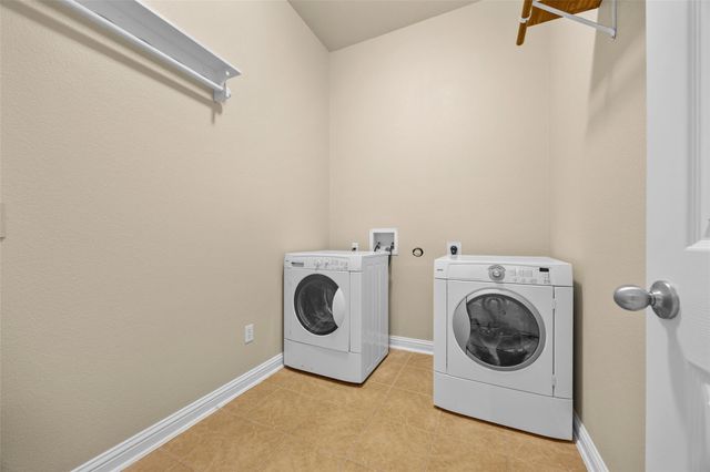 110 Chalk Draw CT, Buda, TX 78610