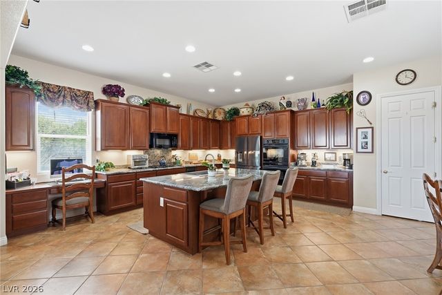 6883 May Basket Avenue, Las Vegas, NV 89131