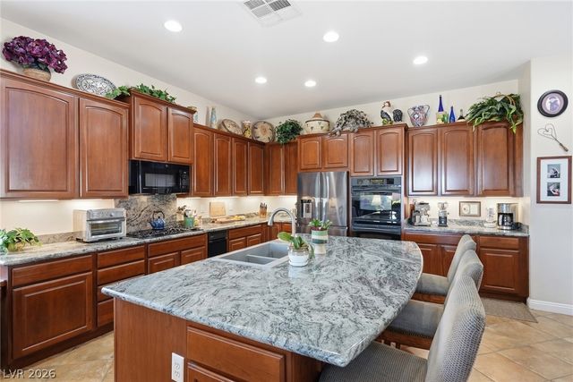 6883 May Basket Avenue, Las Vegas, NV 89131