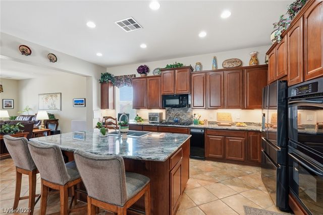 6883 May Basket Avenue, Las Vegas, NV 89131