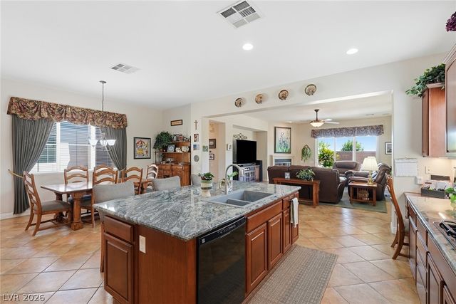 6883 May Basket Avenue, Las Vegas, NV 89131