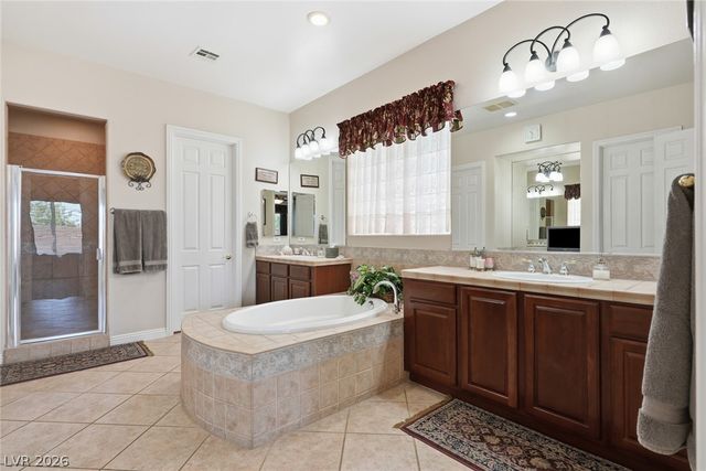 6883 May Basket Avenue, Las Vegas, NV 89131