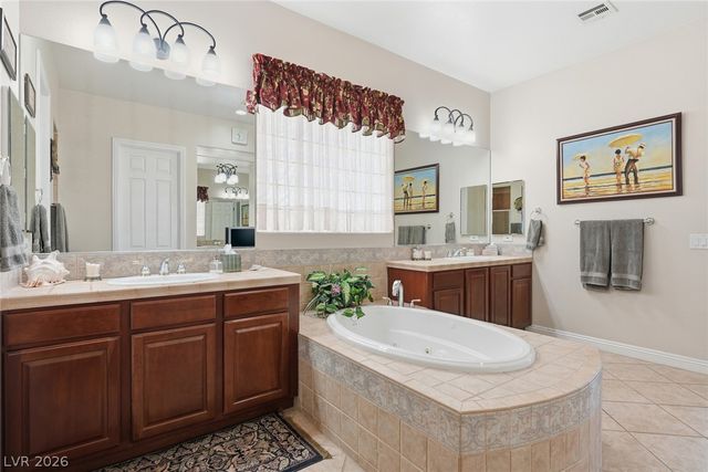 6883 May Basket Avenue, Las Vegas, NV 89131